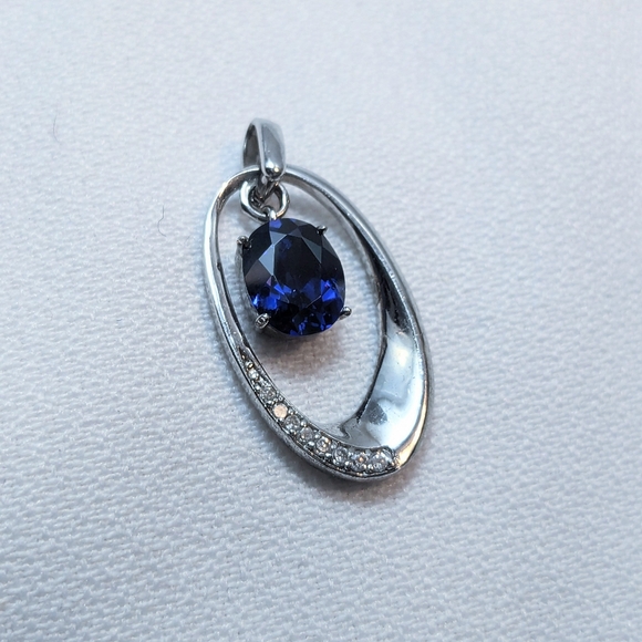 Iolite Silver Pendant - Picture 1 of 4